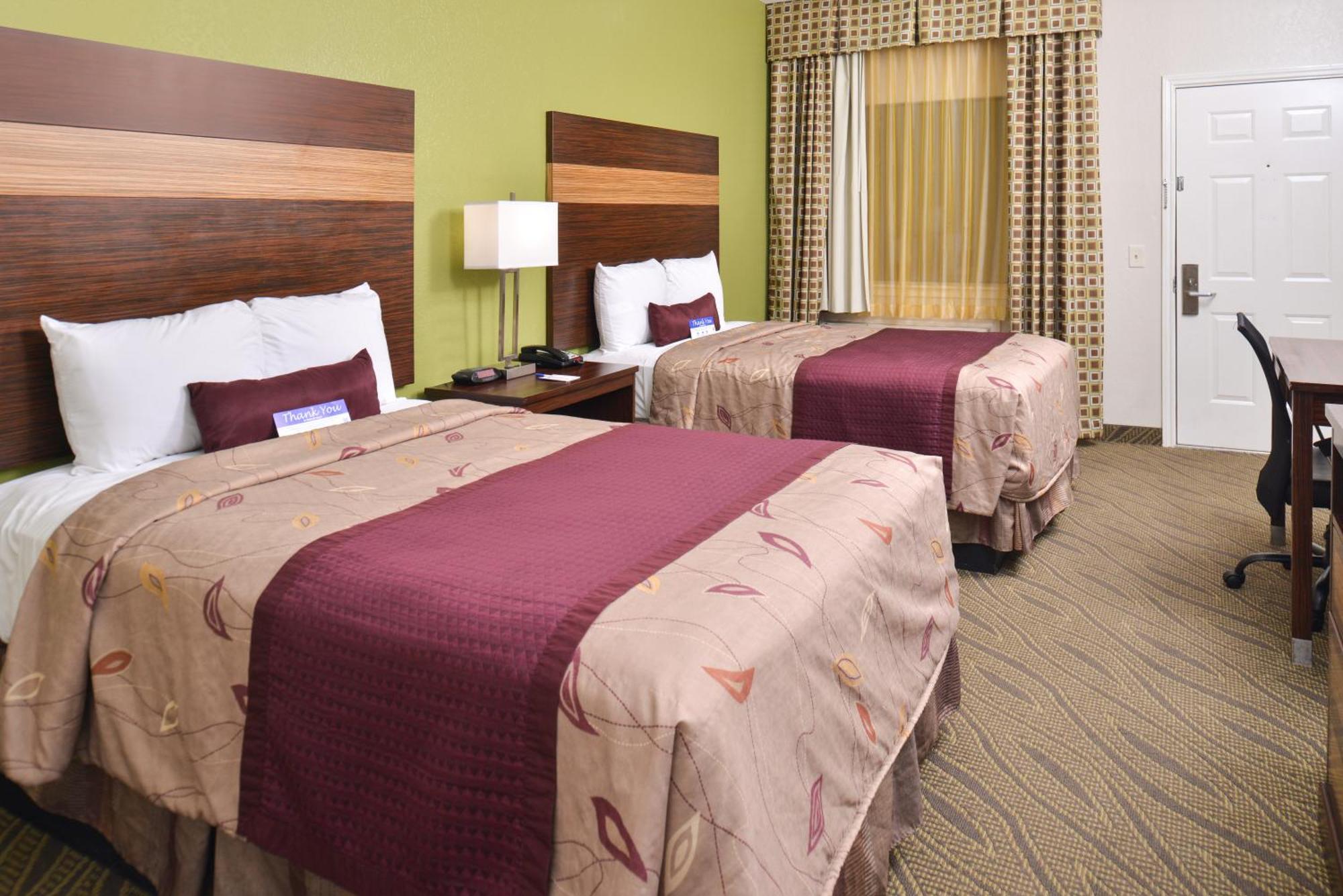 4 Budget Hotels Close to Memorial Park Houston