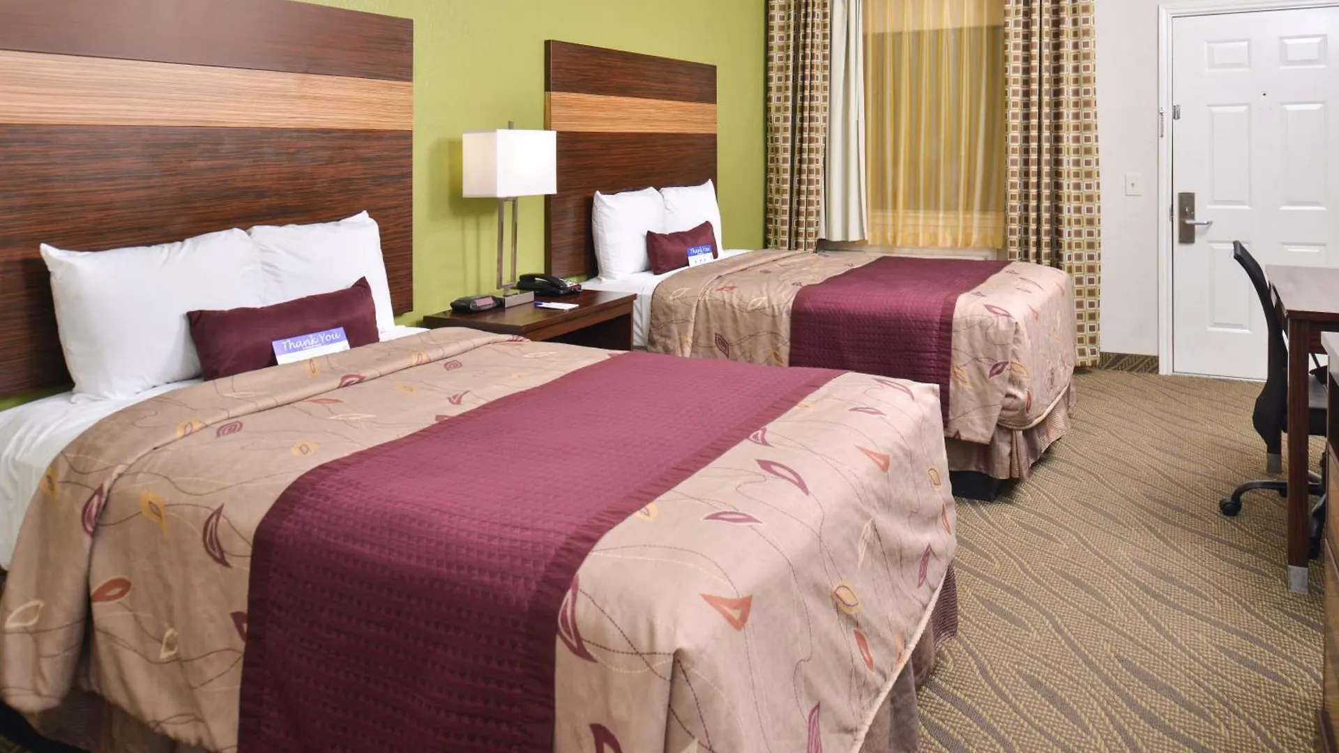 4 Budget Hotels Close to Memorial Park Houston