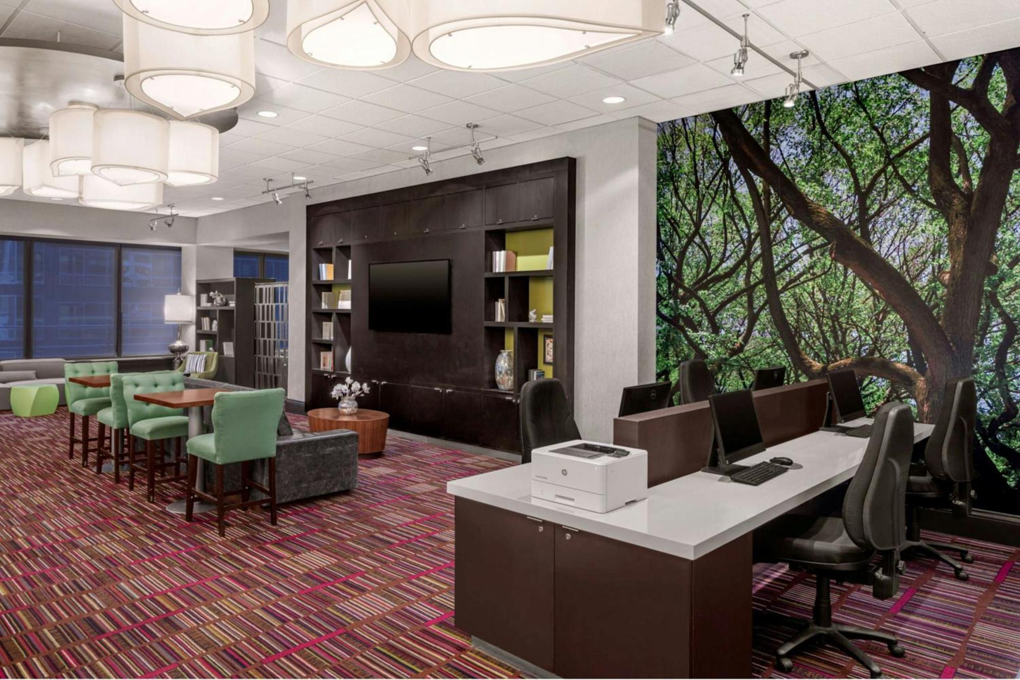 4 Courtyard by Marriott Hotels Close to Madison Square Garden